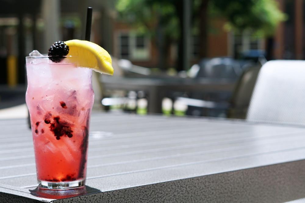 Doubletree By Hilton Madison Downtown Hotel Bagian luar foto