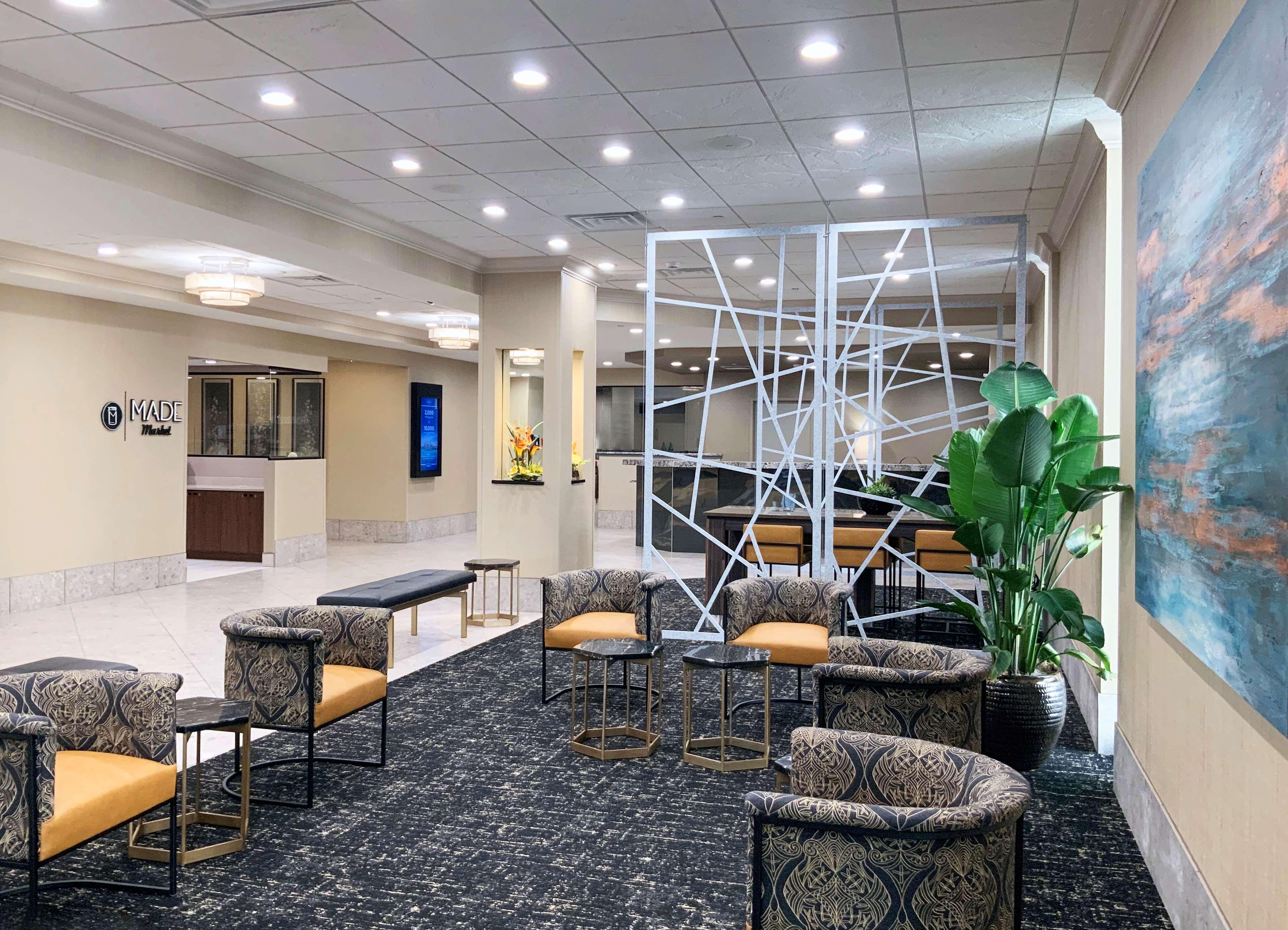 Doubletree By Hilton Madison Downtown Hotel Bagian luar foto